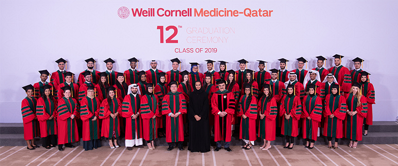 Her Excellency Sheikha Hind bint Hamad Al Thani with Dean Augustine Choi, Dean Javaid Sheikh and the new doctors.