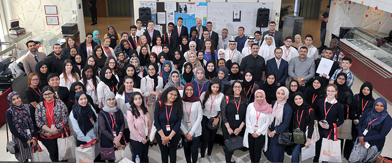 Twenty-three student teams from 14 schools presented posters at the WCM-Q High School Research Competition event.