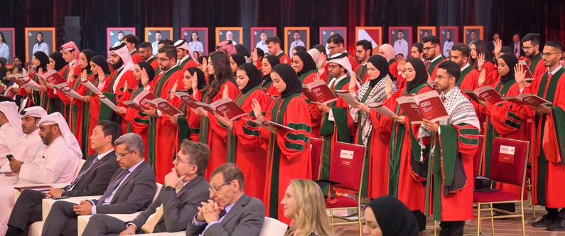 The graduates of WCM-Q's Class of 2024 take the Hippocratic Oath. 