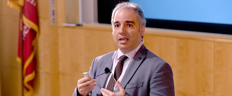 Dr. Waseem Kotoub, a professional concert pianist, composer and medical doctor, spoke about music therapy at WCM-Q Grand Rounds.