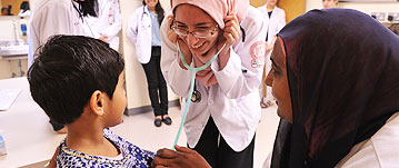 Cornell Stars help trainee doctors learn new skills