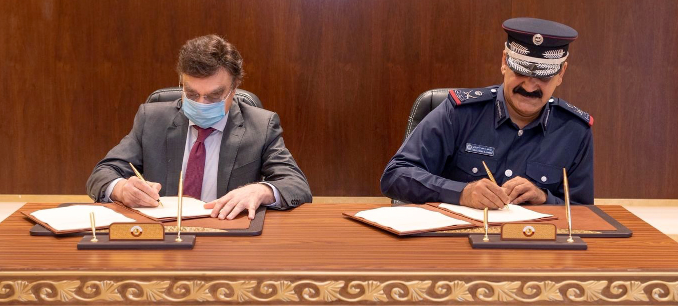 The agreement was signed by Dr. Javaid Sheikh, dean of WCM-Q, and by Major General Abdullah Muhammad Al-Suwaidi, assistant director of public security, on  behalf of the Ministry of Interior.
