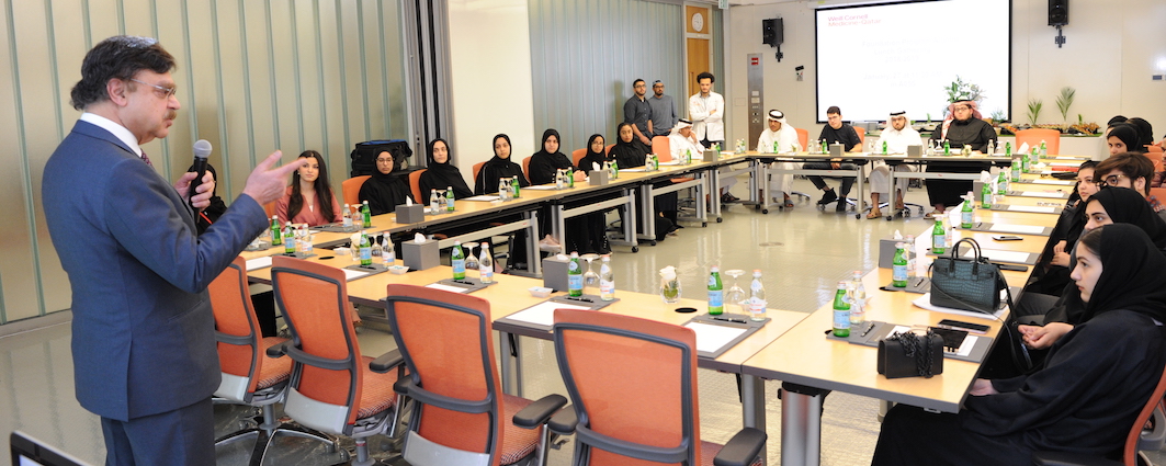 Dr. Javaid Sheikh, dean of WCM-Q, addresses alumni and current Foundation Program students.