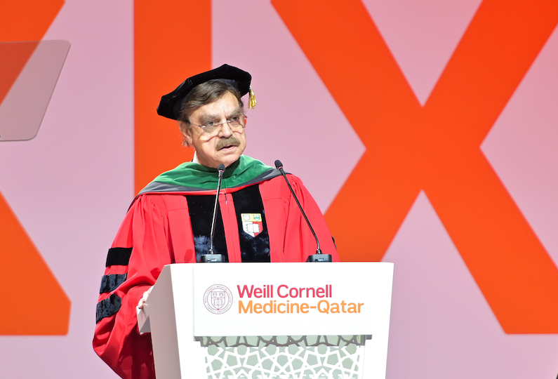 Dr. Javaid Sheikh, Dean of Weill Cornell Medicine-Qatar, warmly congratulated the WCM-Q Class of 2026.