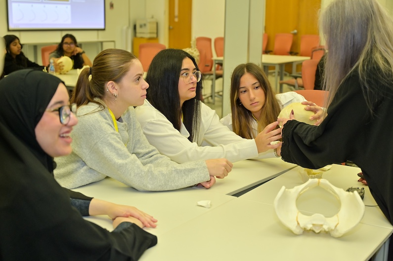 WCM-Q&rsquo;s Qatar Medical Explorer Program gives high school students the chance to experience campus life at the college. 
