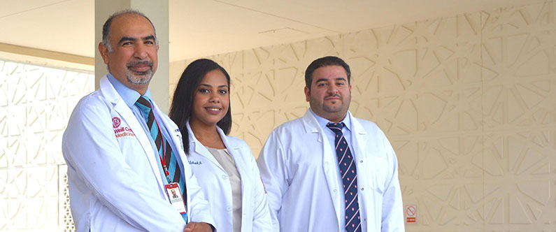 From left: WCM-Q researcher Dr. Shahrad Taheri, WCM-Q student research assistant Hadya Elshakh and HMC’s Dr. Khalid Al-Ejji outside WCM-Q. The researchers found that botox injections to the stomach do not aid long-term weight loss.