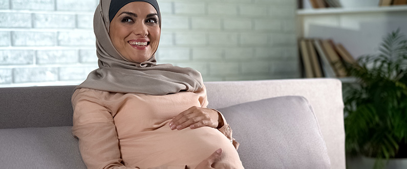 In Qatar, Pfizer-BioNTech & Moderna vaccines are currently being administered to pregnant and breastfeeding mothers