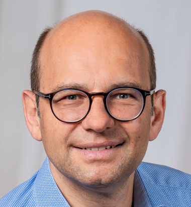 Dr. Marc Freichel