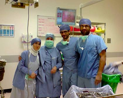 Dr. Rafii Tabrizi and colleagues in the operating room at HMC Woman's Hospital