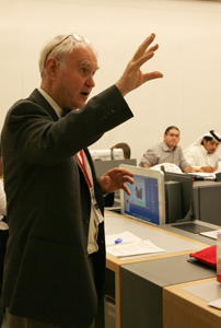 As part of the Medicine, Patients and Society II course, Dr. Brooks gives a lecture on the brain and mind to students at WCMC-Q during his visit to Qatar.